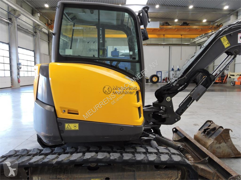 Багер Volvo ECR50 D