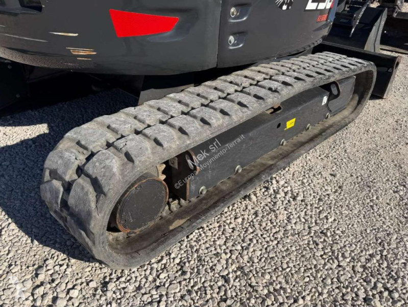 جرافة Bobcat z