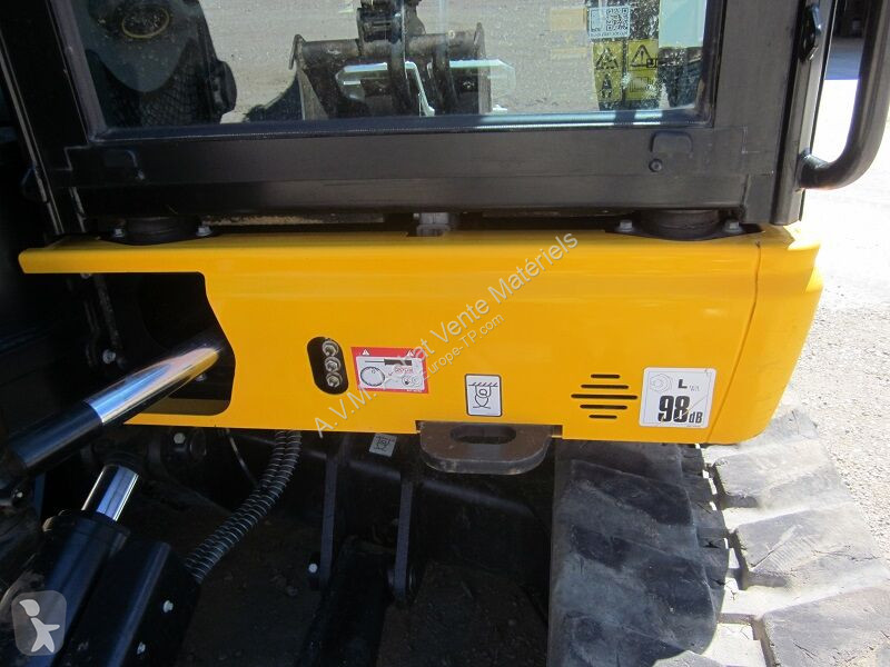 جرافة JCB
