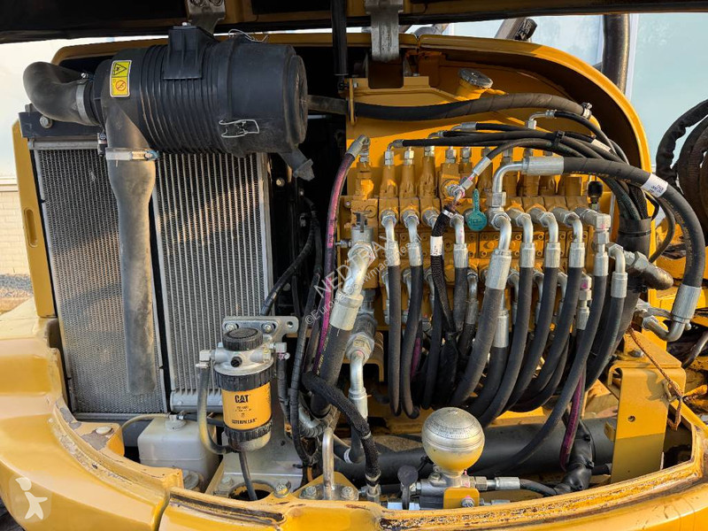 Багер Caterpillar E (Canopy)
