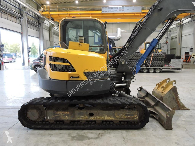 Багер Volvo Automatic Greasing
