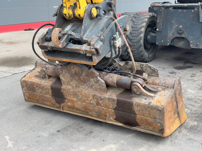 Багер Komatsu PW148-10 Mobilbagger 90kW 4x4...