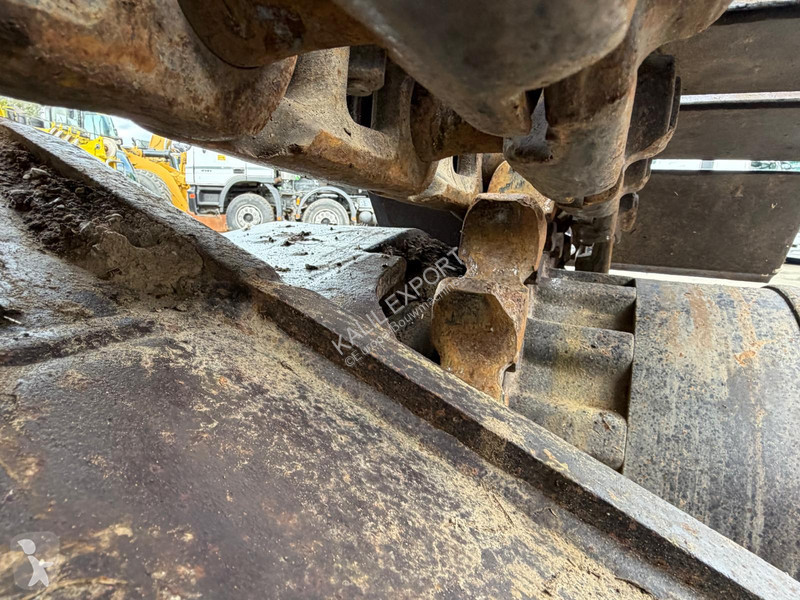 جرافة Caterpillar 322C Excavator - 26.2T -...