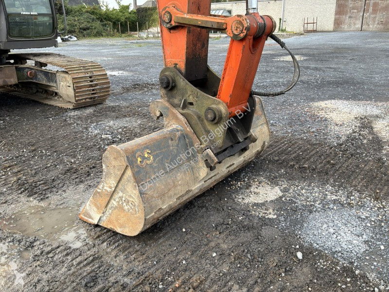 Excavator Hitachi Zaxis 180 LC