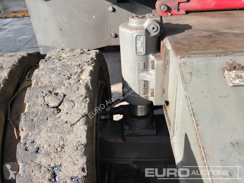 Escavadora Sennebogen M825