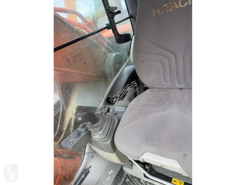 جرافة Hitachi LC-5B