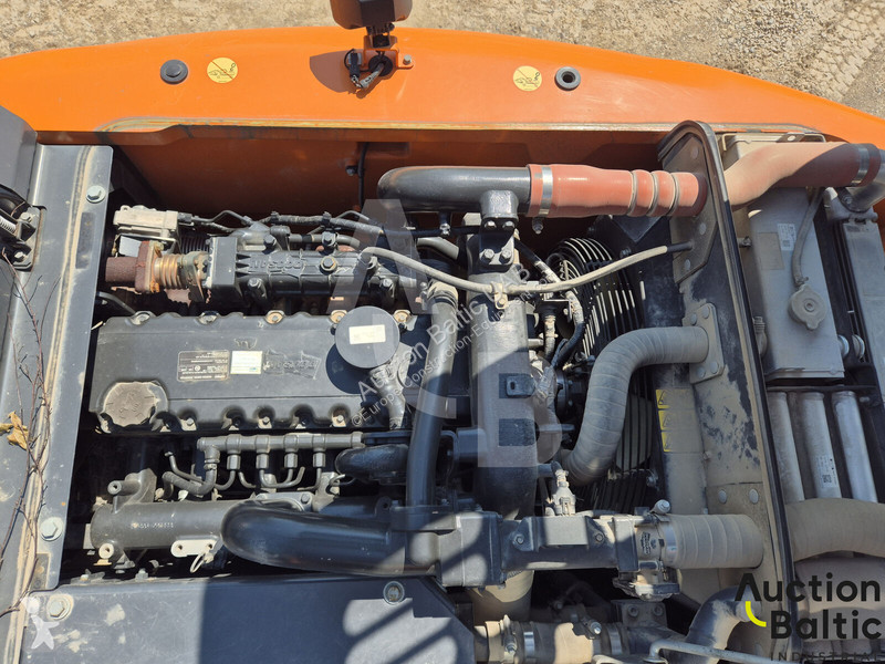 Багер Doosan W5