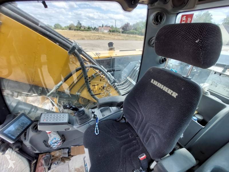 Graafmachine Liebherr A913Compact