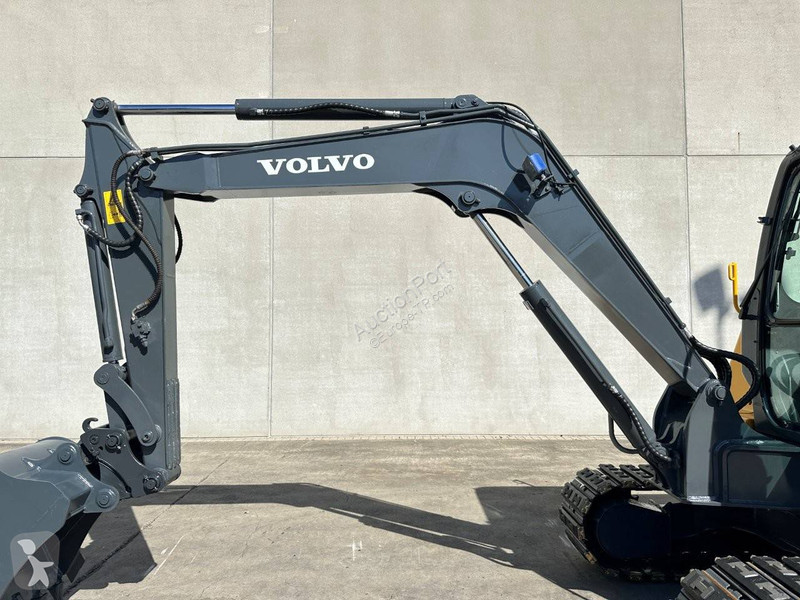Escavadora Volvo D