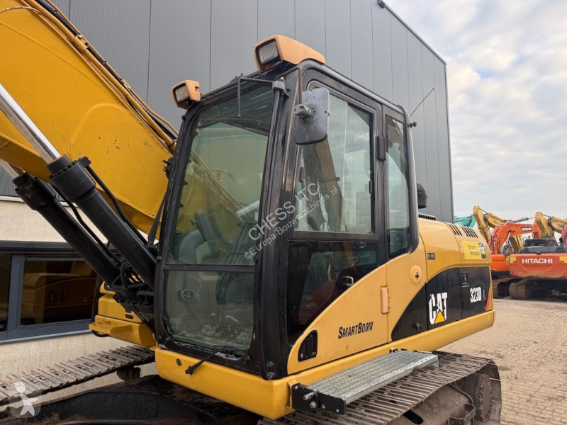 Graafmachine Caterpillar L