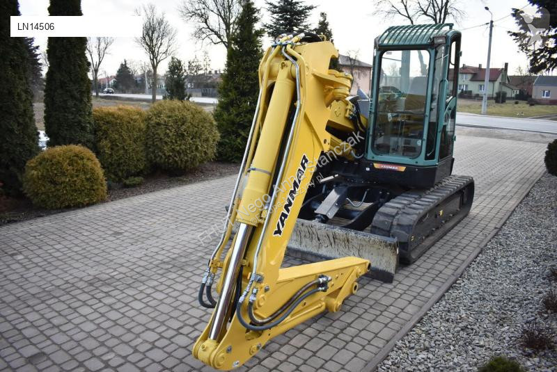 Excavator Yanmar B7-5B