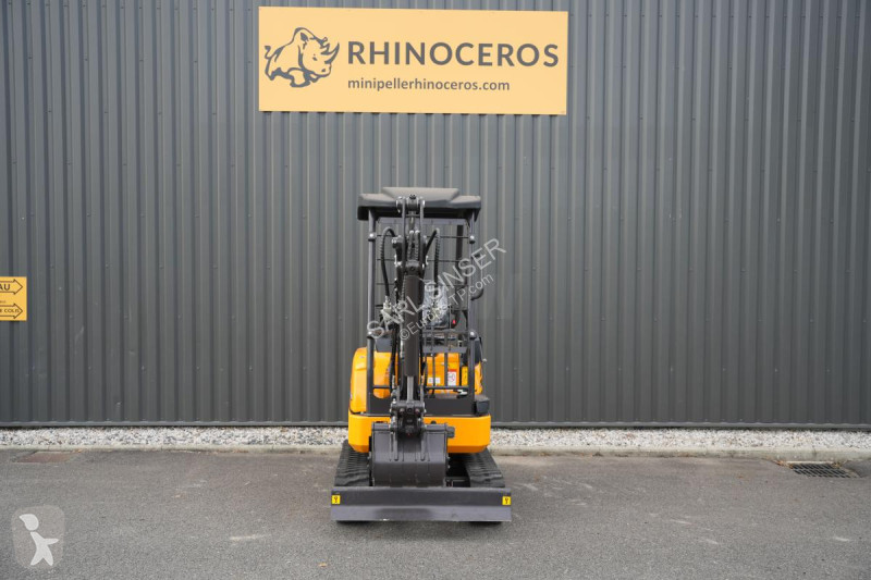 Escavadora Rhinoceros  XN-16
