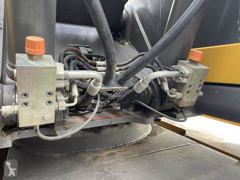 Escavadora Volvo