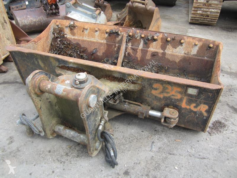 جرافة Hyundai  235 LCR 9A