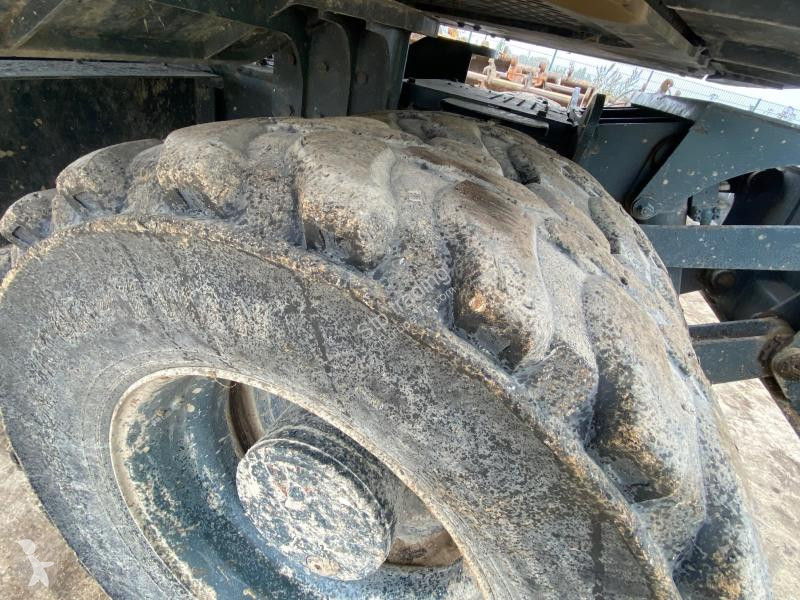 جرافة Hyundai HW 140