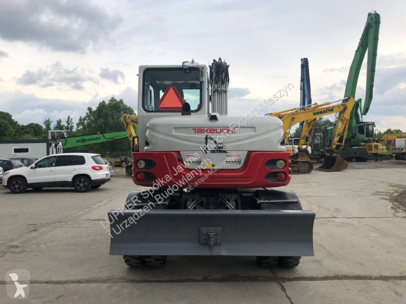 Escavadora Takeuchi TB295W