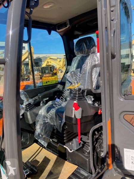 Excavadora Doosan DX85R-7