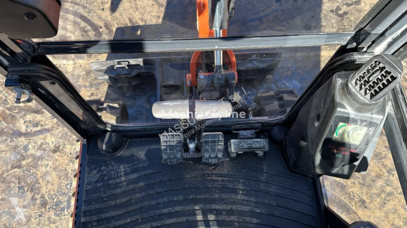 Escavatore Hitachi ZX19-5A CR