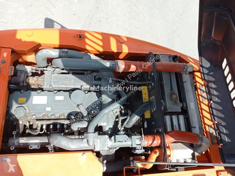 Lopatový nakládač Doosan DX140 W-3 Z SYSTEMEM...