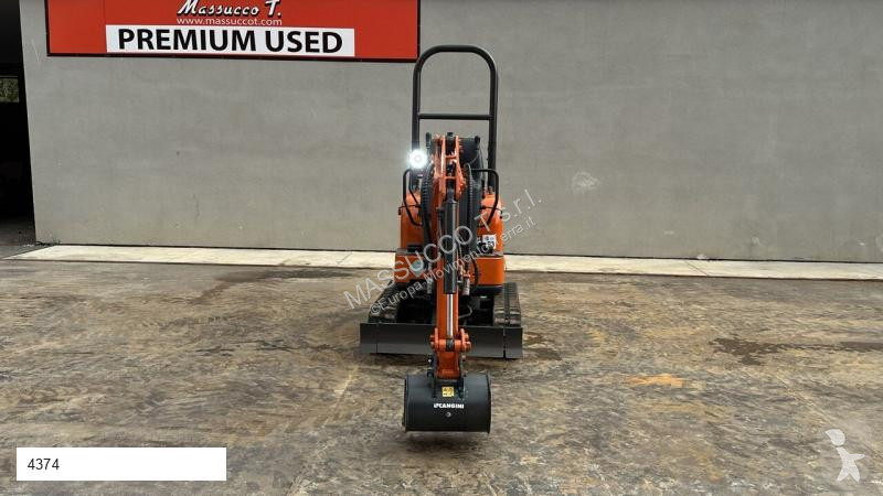 Escavatore Hitachi ZX10U-2