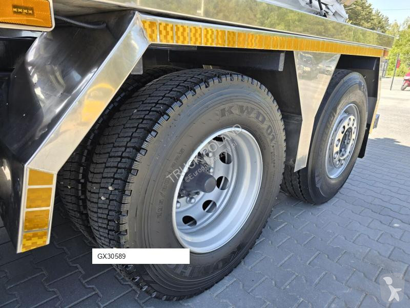 Camion Scania Larsen FlexVac 311