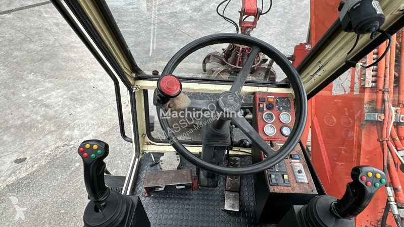 Escavatore  EH300/3