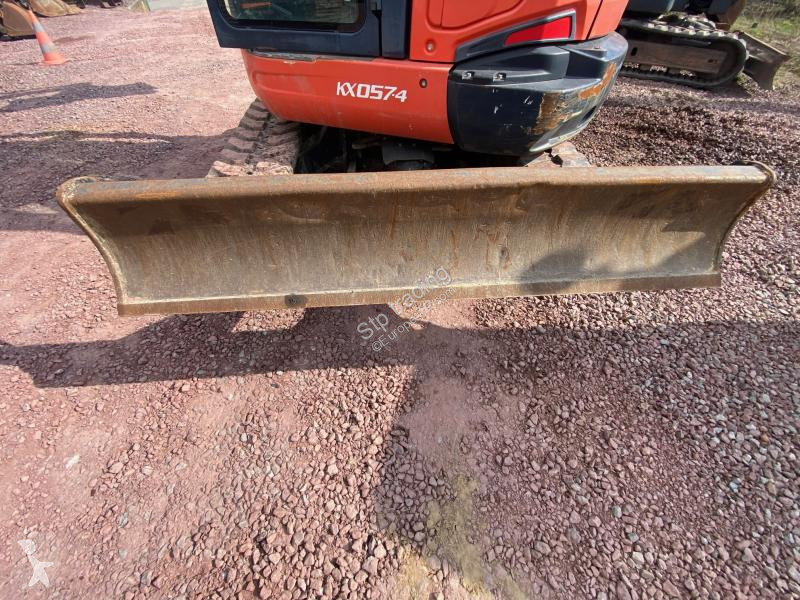 Escavatore Kubota 057-4