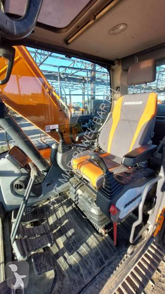 Escavatore Doosan DX140LC-5