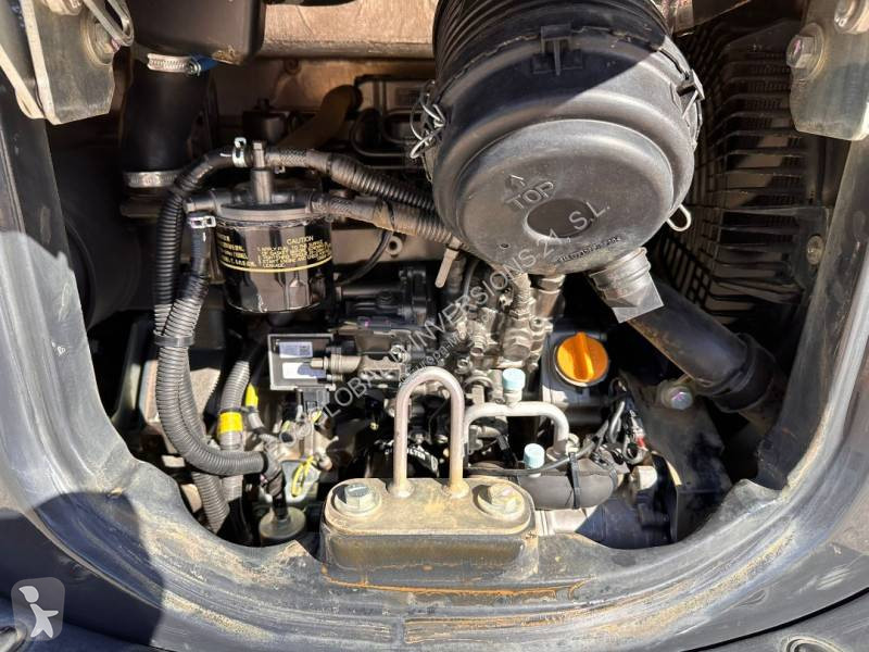 Escavadora Hitachi ZX33U-6 CLR