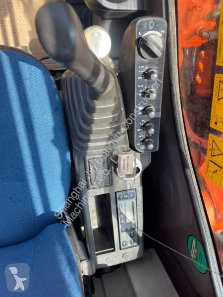 Escavatore Hitachi 135