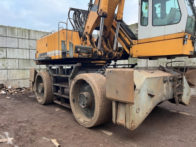 Escavatore Liebherr A 954 B HD