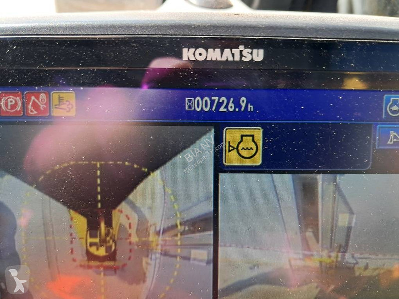 Багер Komatsu PW138MR-11E0