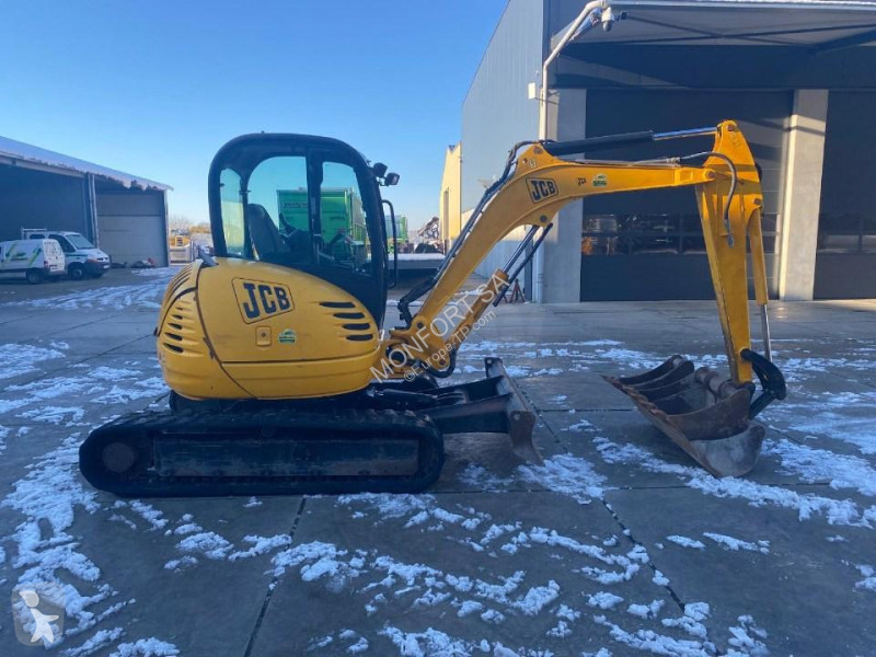 Excavator JCB
