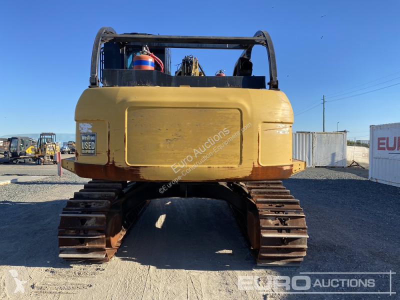 Escavatore Caterpillar 2 FM