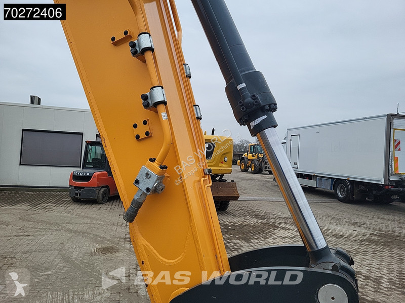 جرافة Hyundai HX145 LCR