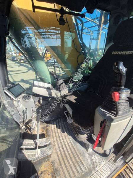 Excavator Liebherr R926 LC