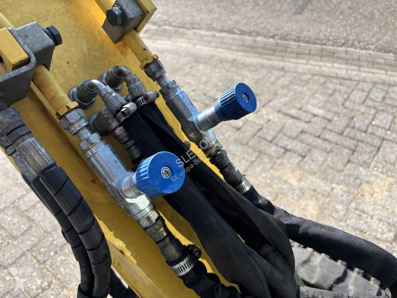 Skovl New Holland Minigraver