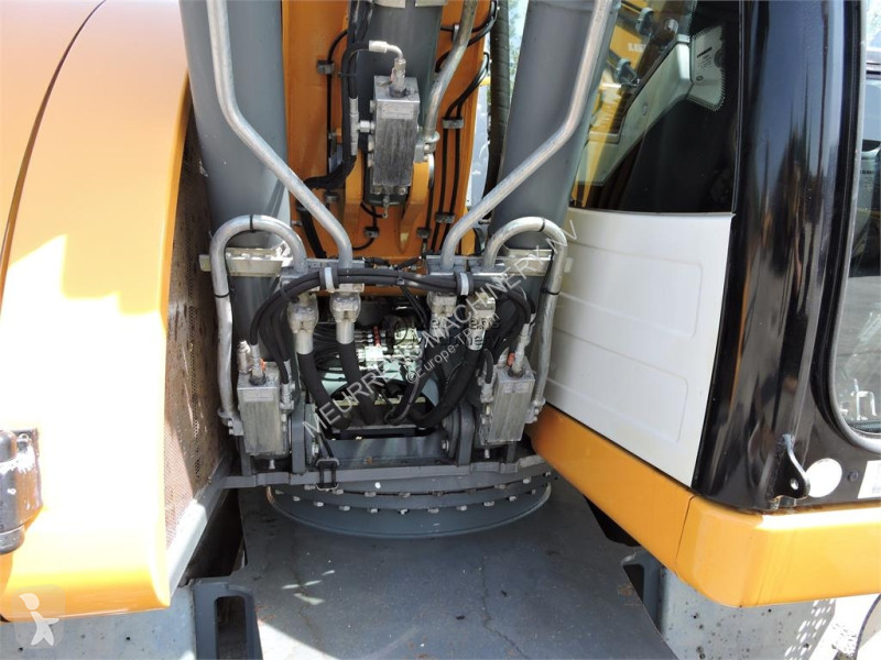 Escavadora Liebherr A918