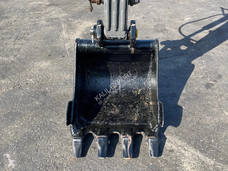 Graafmachine Volvo EC55 Track Excavator Working...