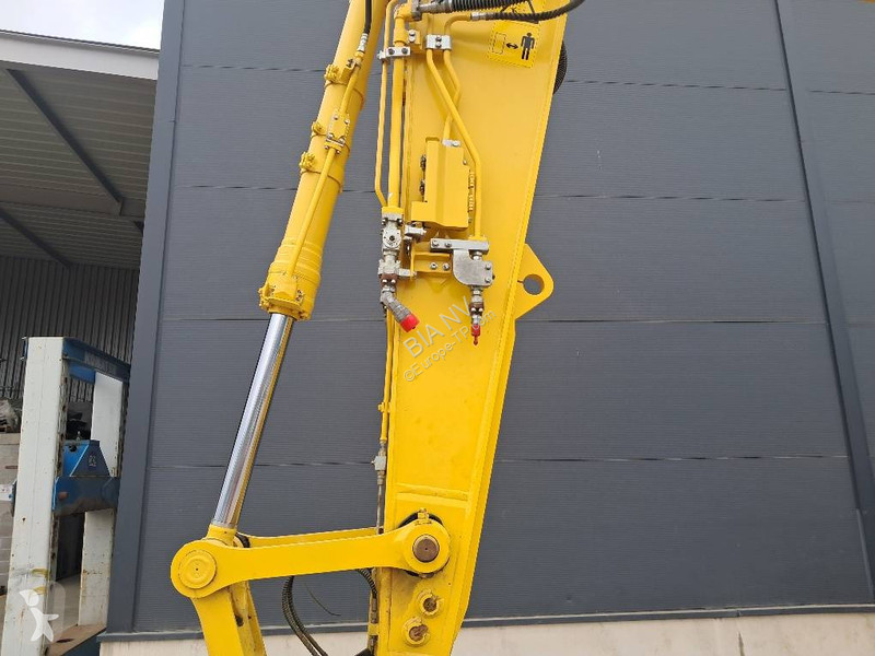 Escavadora Komatsu I-11