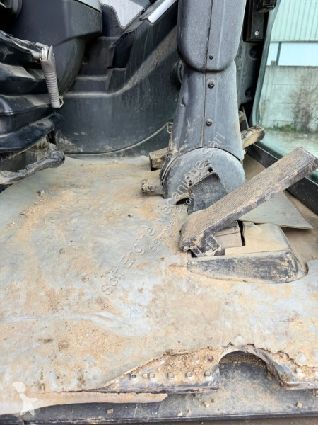 Excavator Mecalac