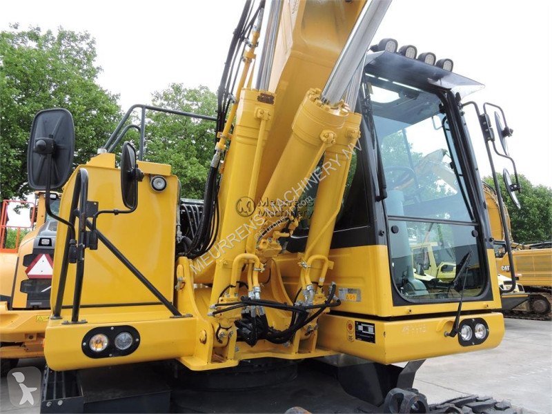 جرافة Komatsu -10 German+New tyres