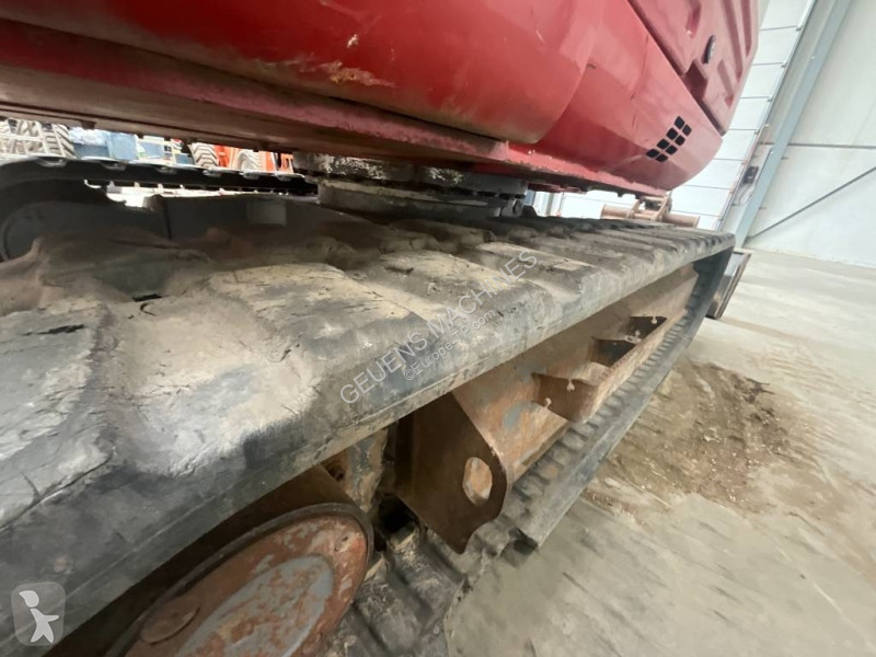 Escavadora Takeuchi