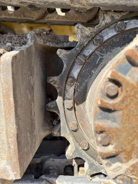 Excavator Komatsu LC-8