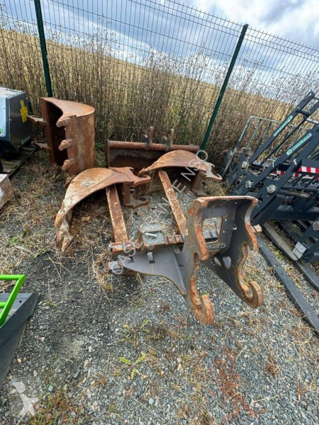 Escavadora Mecalac 8 M CR