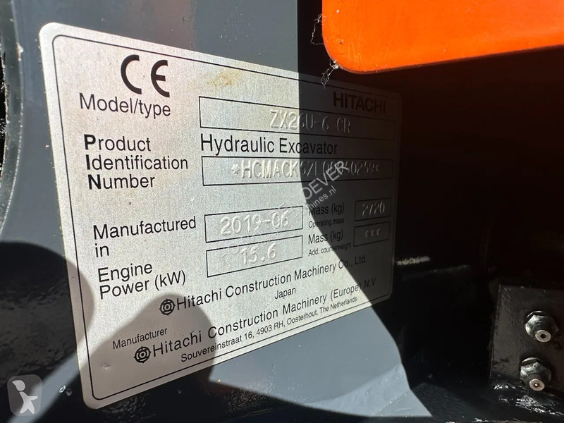 Escavadora Hitachi ZX26U-6CR