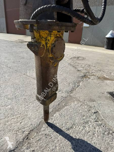 Excavadora Caterpillar