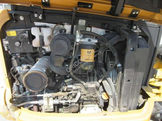 Escavatore Caterpillar 3027 CR
