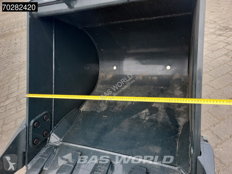 Escavadora Hyundai HX130 N A/C