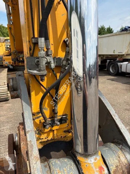Escavadora Liebherr R914